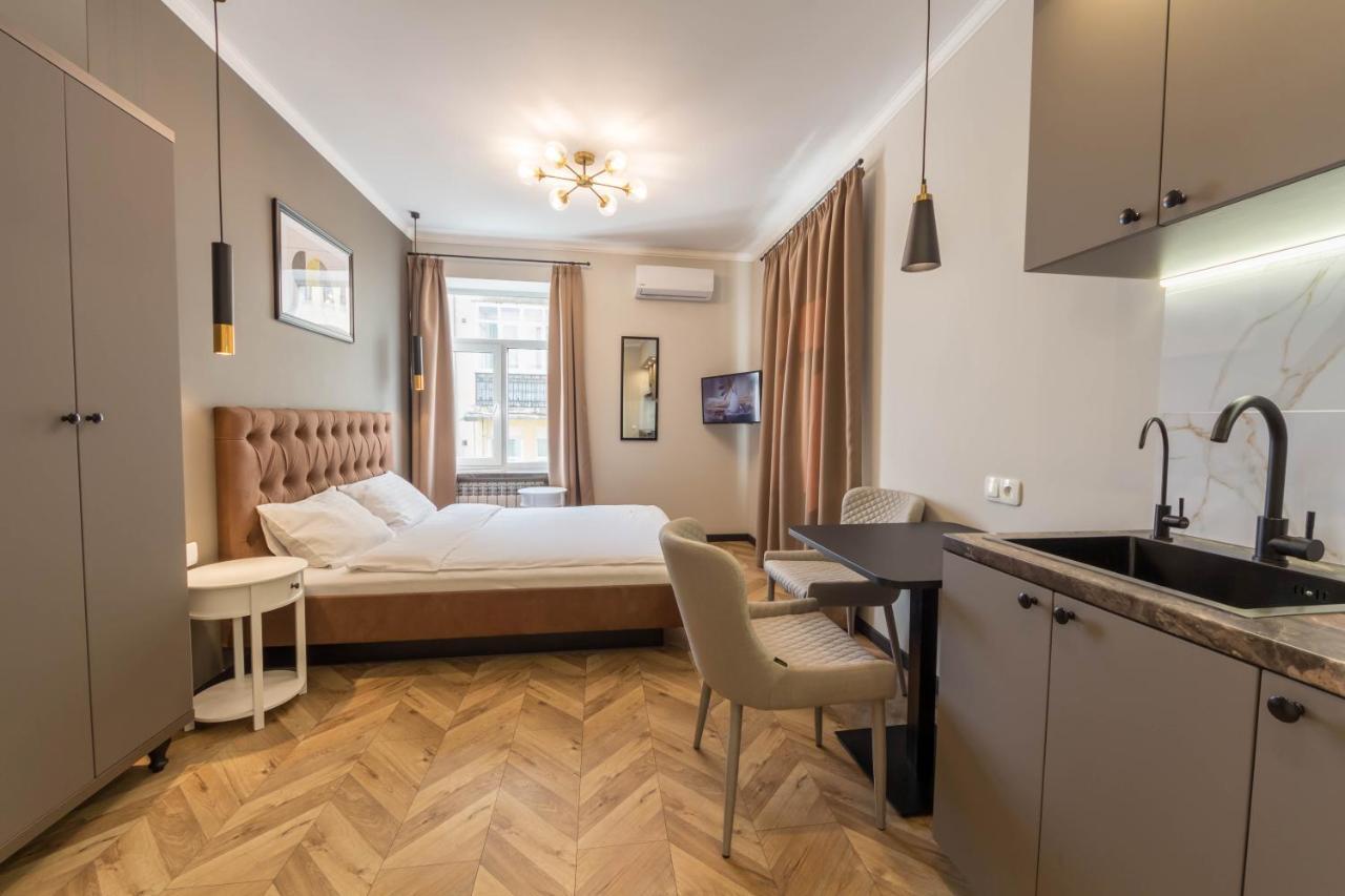 Design Apartment On Mykhailivskyi Ln. 4 Kiev Luaran gambar